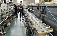 China safety shoes factory production line
